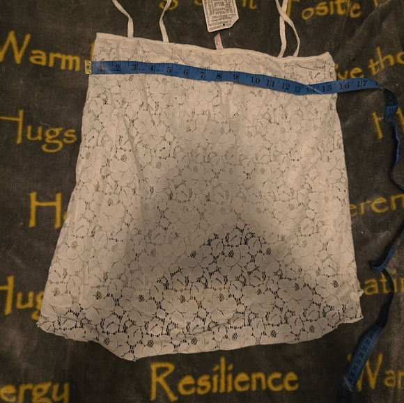 NWT urban outfitters lace tank - Picture 4 of 6